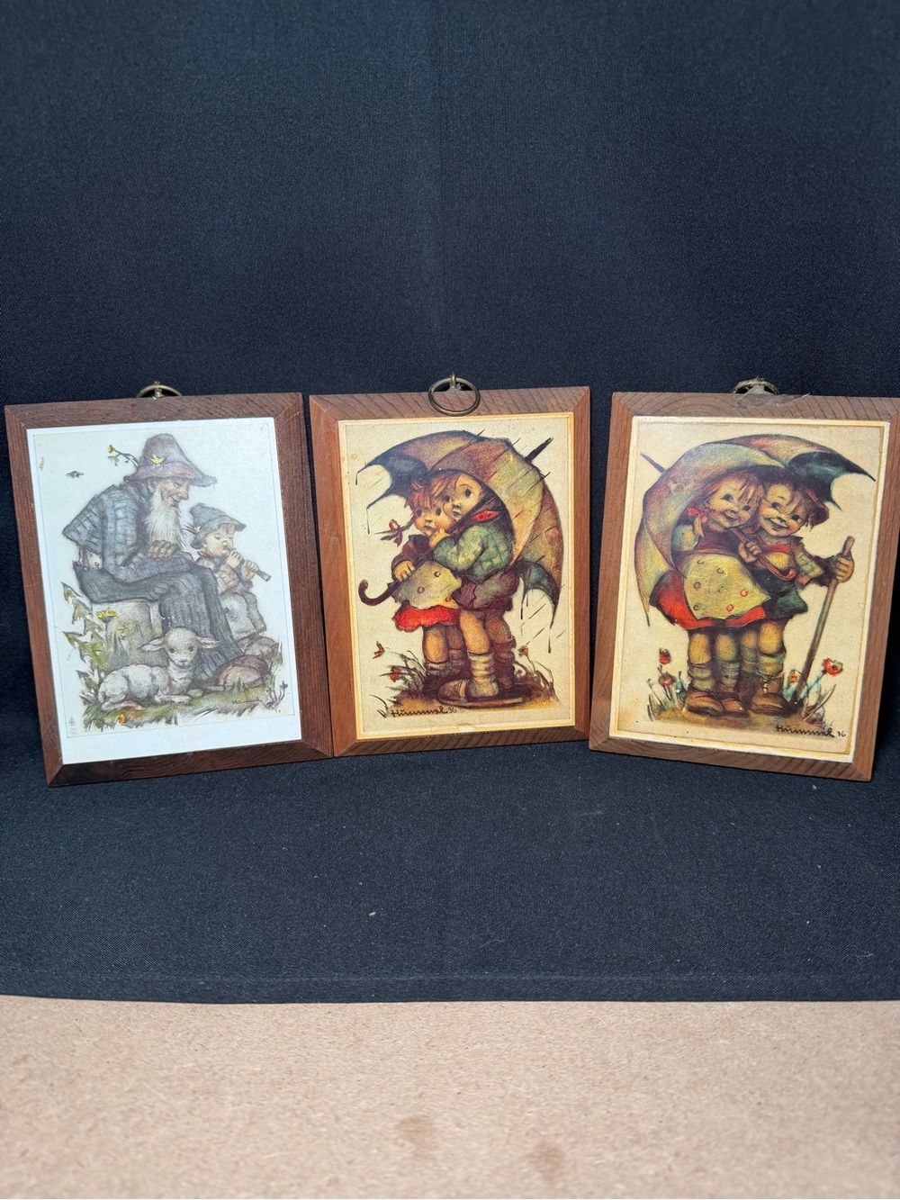 Hummel Wooden Wall Plaques (3)